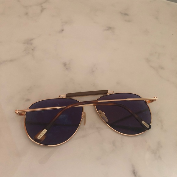TomFord Sean FT536 28C shiny rosegold Men Sunglass